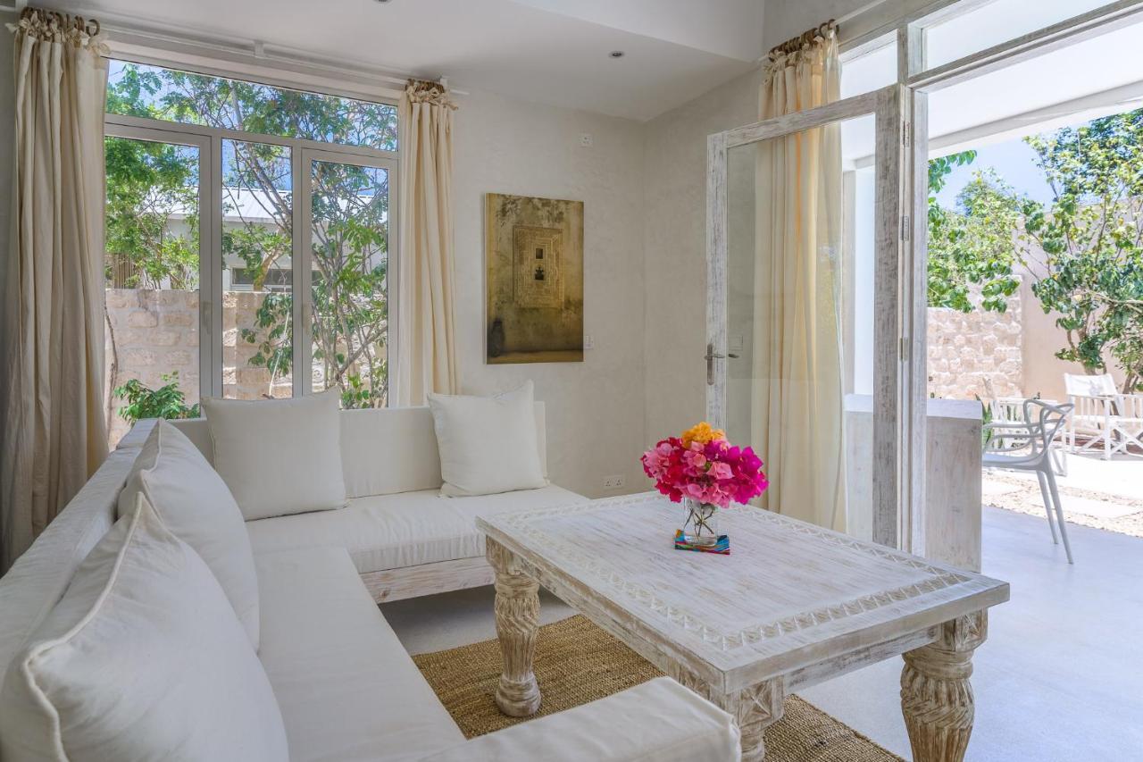 Saffron Villas Диани-Бич Экстерьер фото