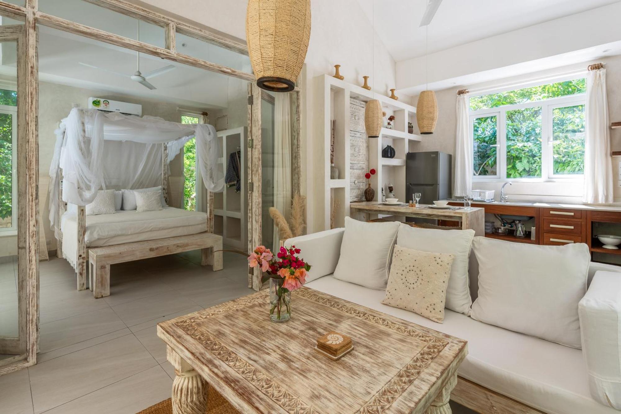 Saffron Villas Диани-Бич Экстерьер фото